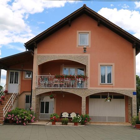 Apartment Luka Kuterevo Ngoại thất bức ảnh